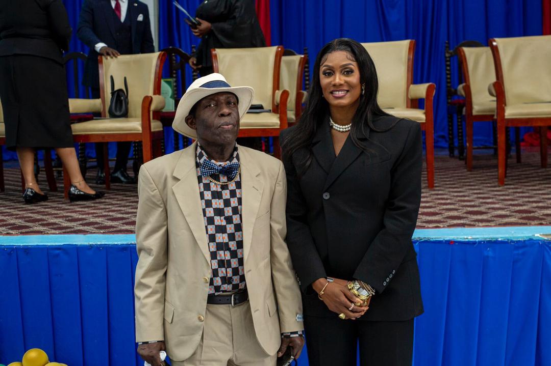 Image gallery marquee