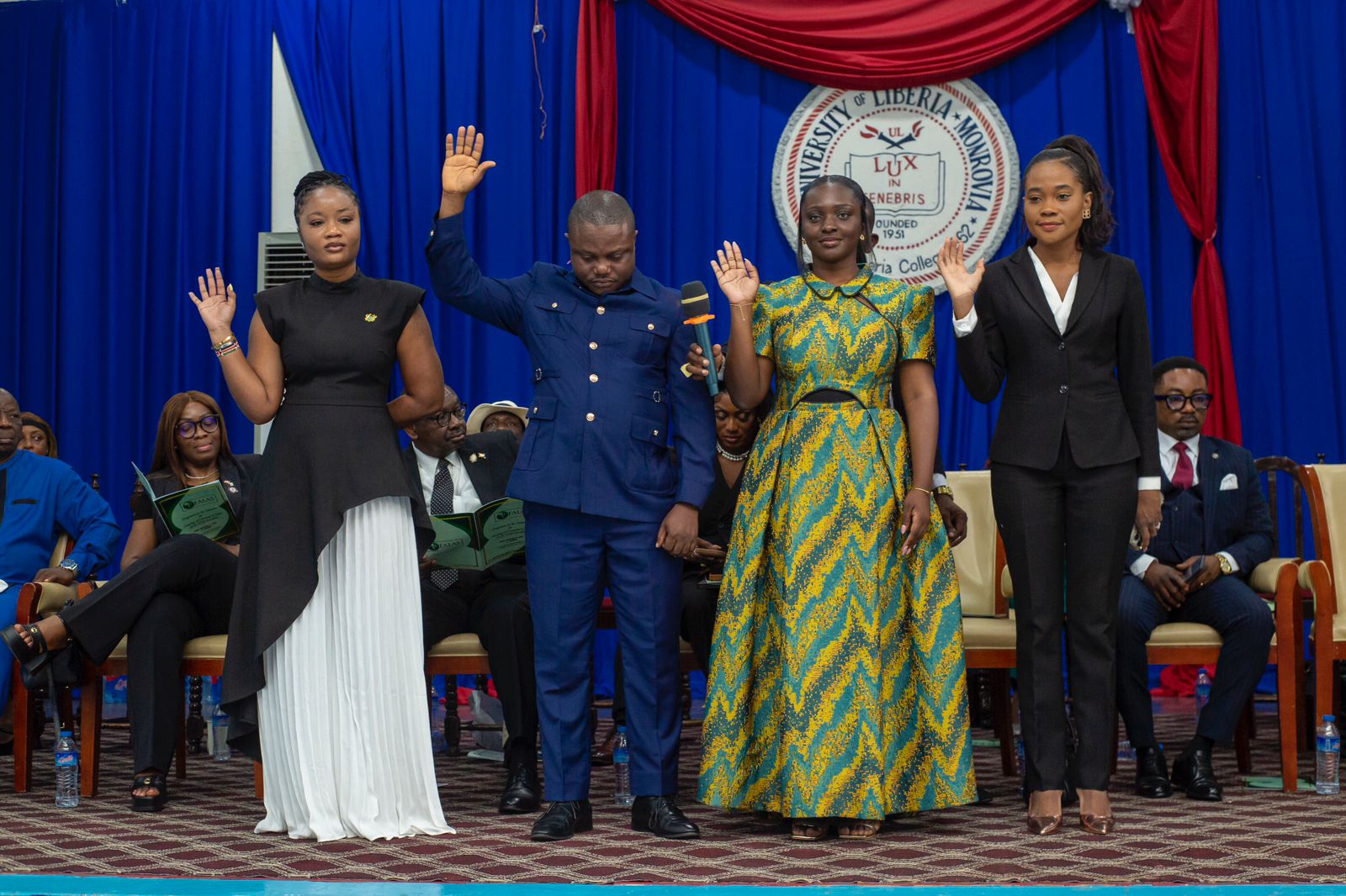 Image gallery marquee