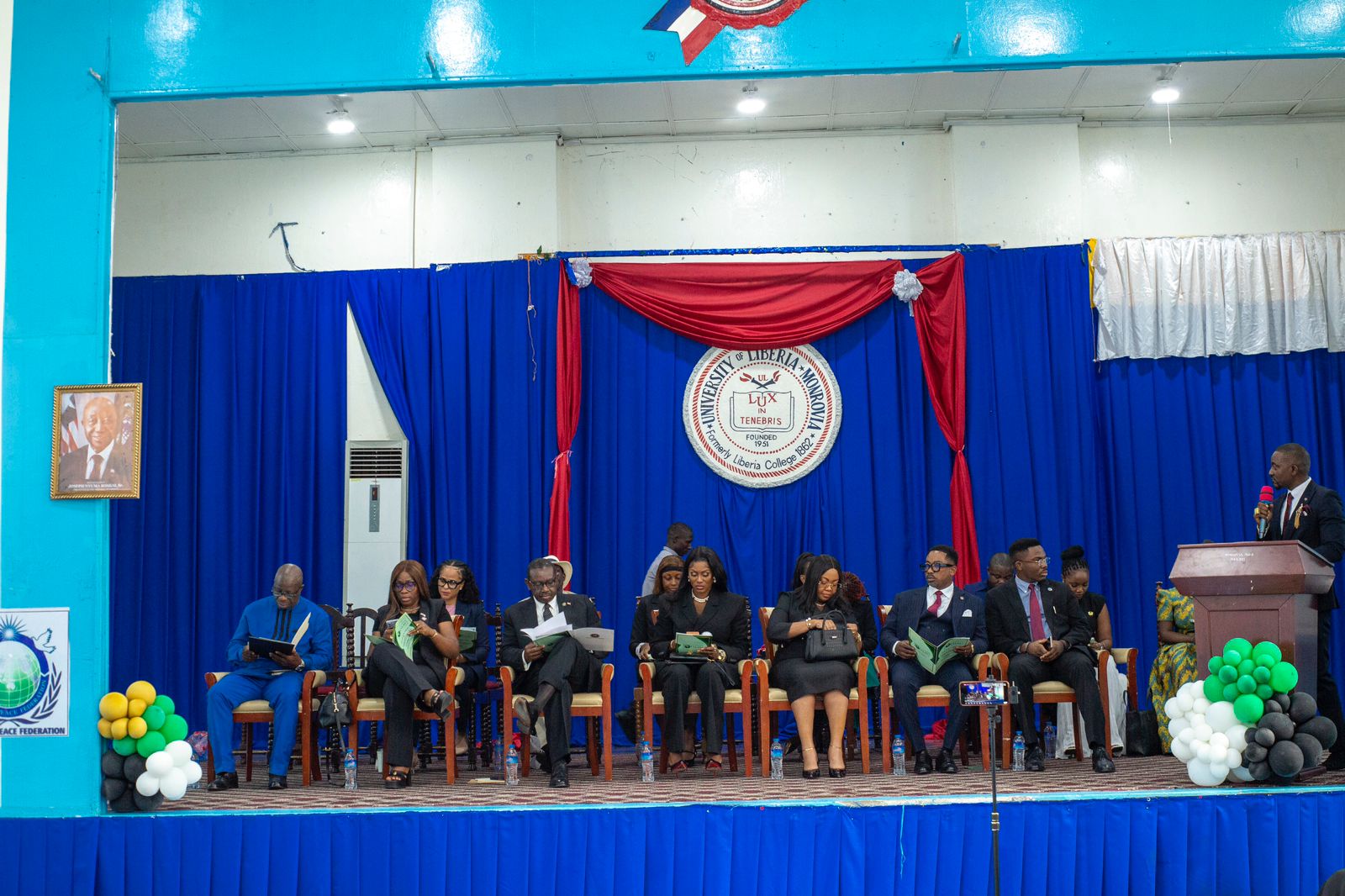 Image gallery marquee